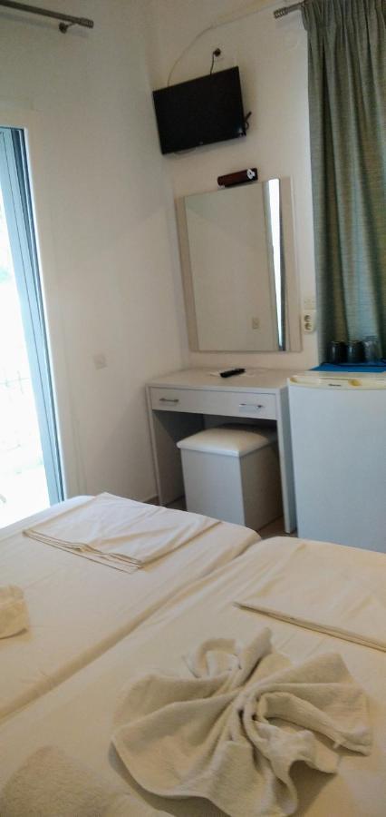 Oasis Hotel Парга Екстериор снимка