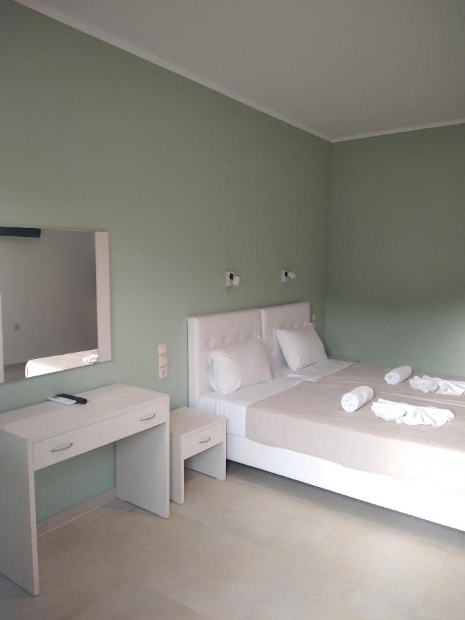 Oasis Hotel Парга Екстериор снимка