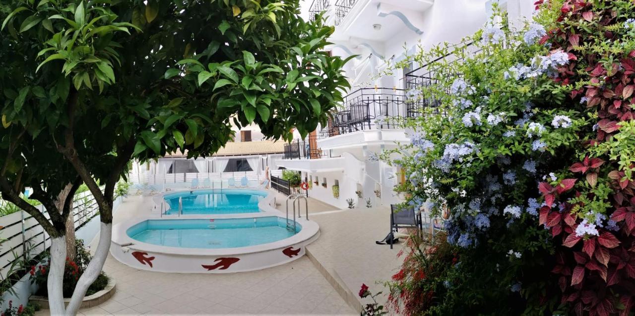 Oasis Hotel Парга Екстериор снимка